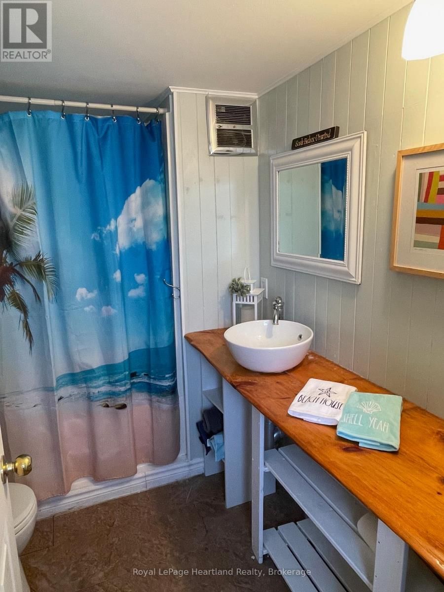 21 RUTH STREET Image 12