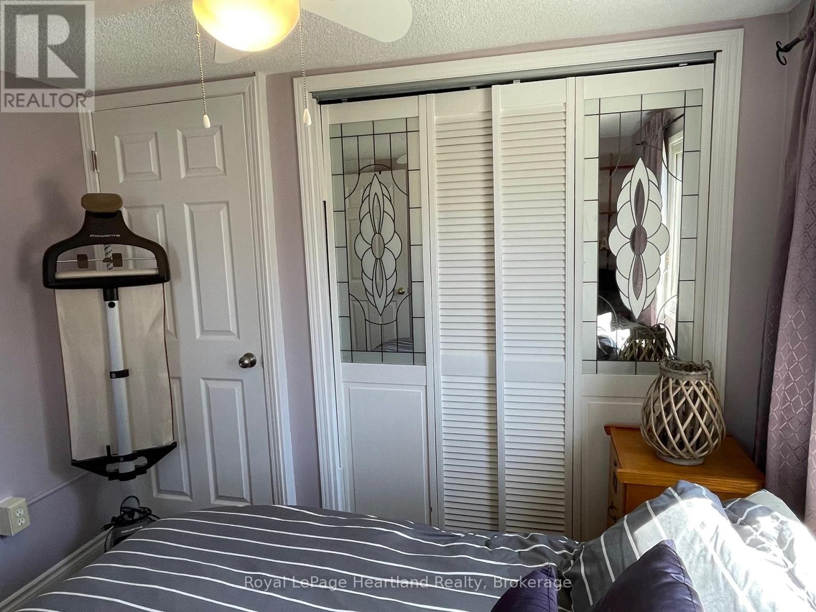 21 RUTH STREET Image 15