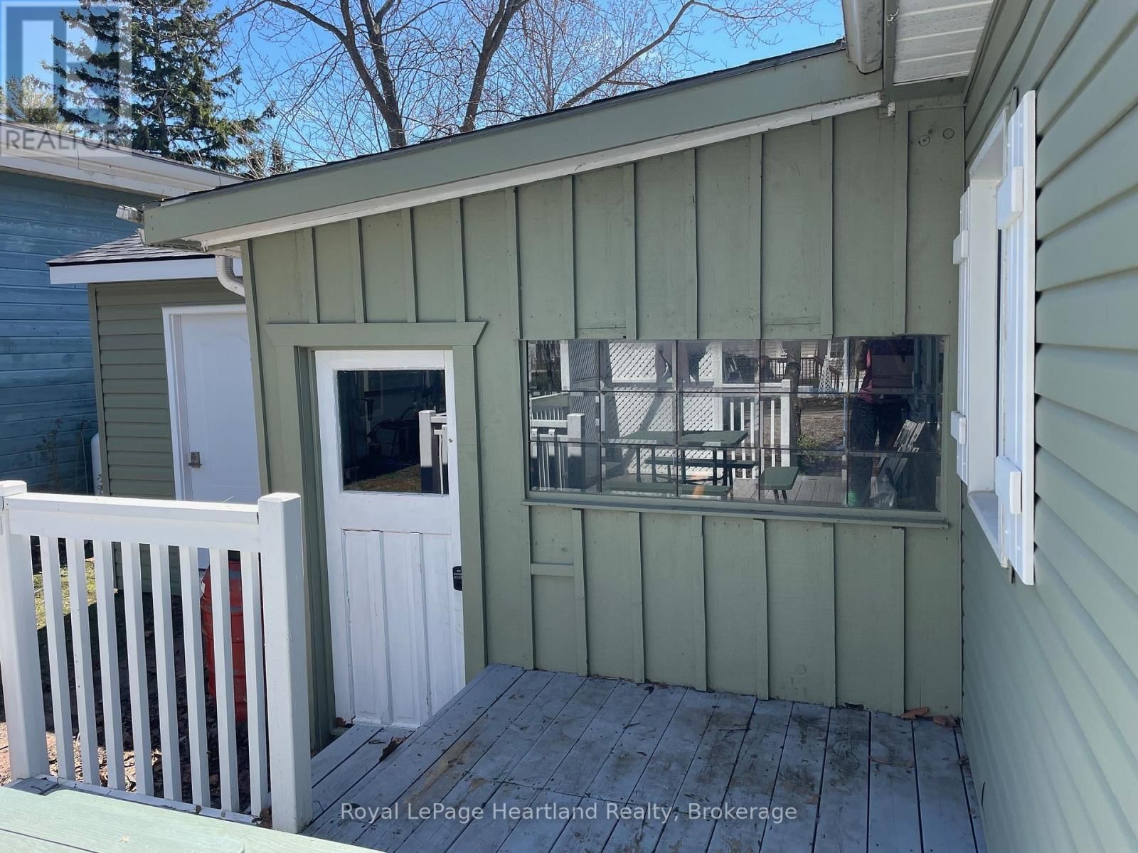 21 RUTH STREET Image 20