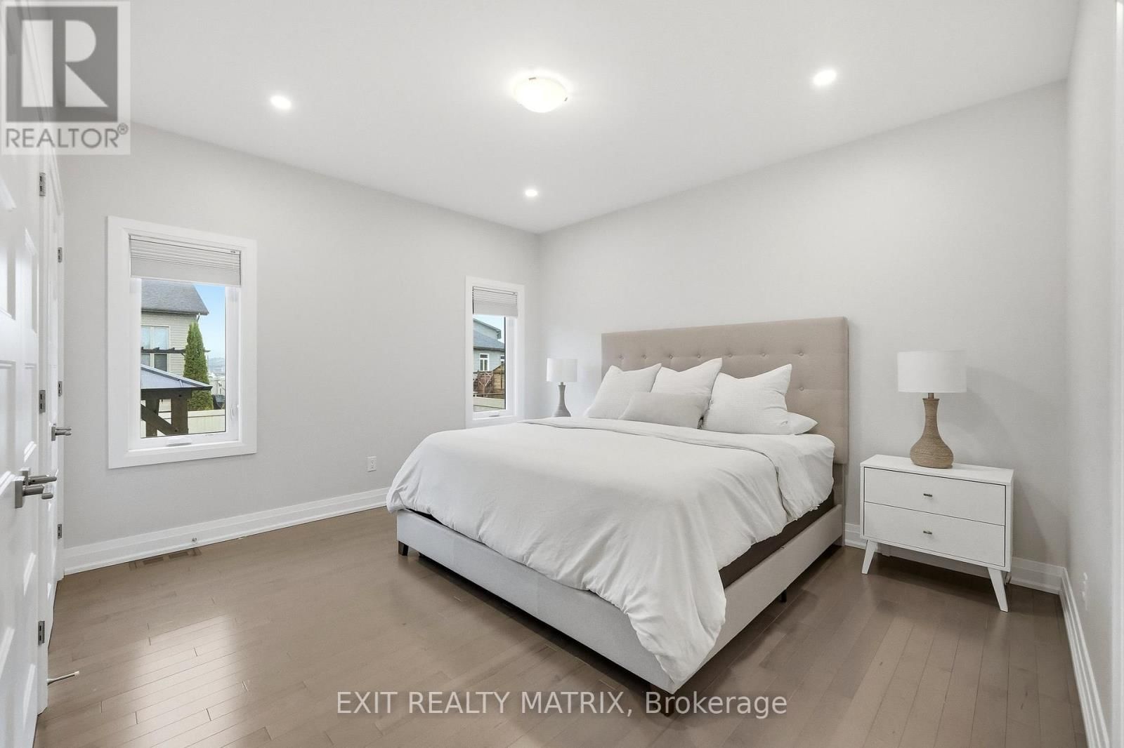 397 COLMAR STREET Image 15