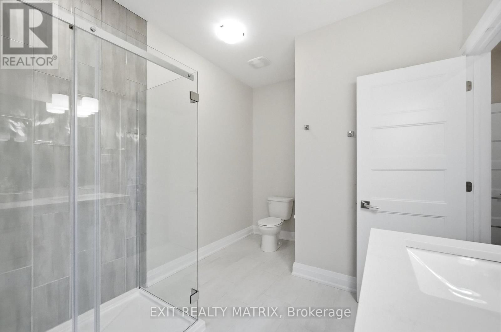 397 COLMAR STREET Image 18