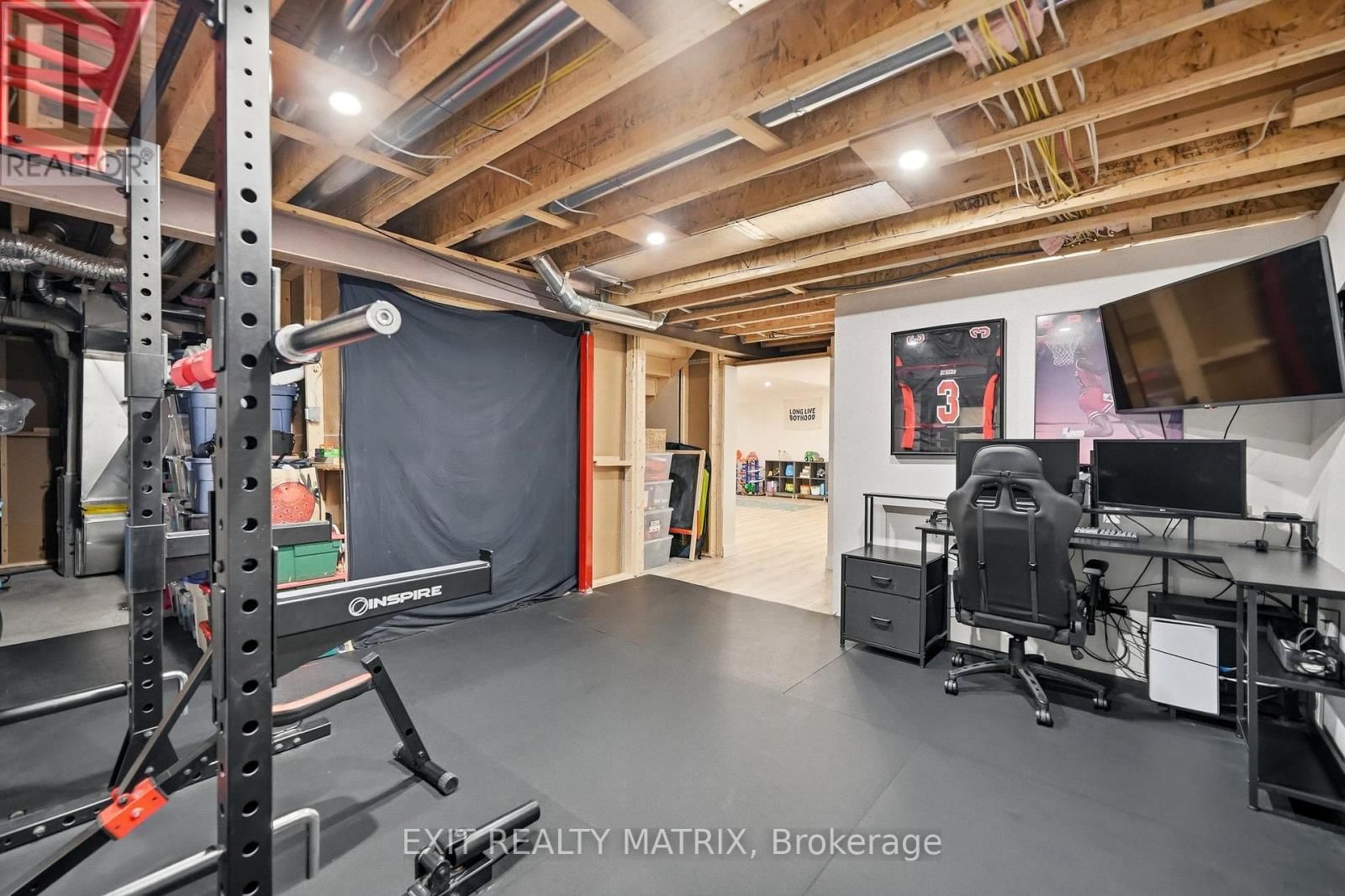 397 COLMAR STREET Image 33