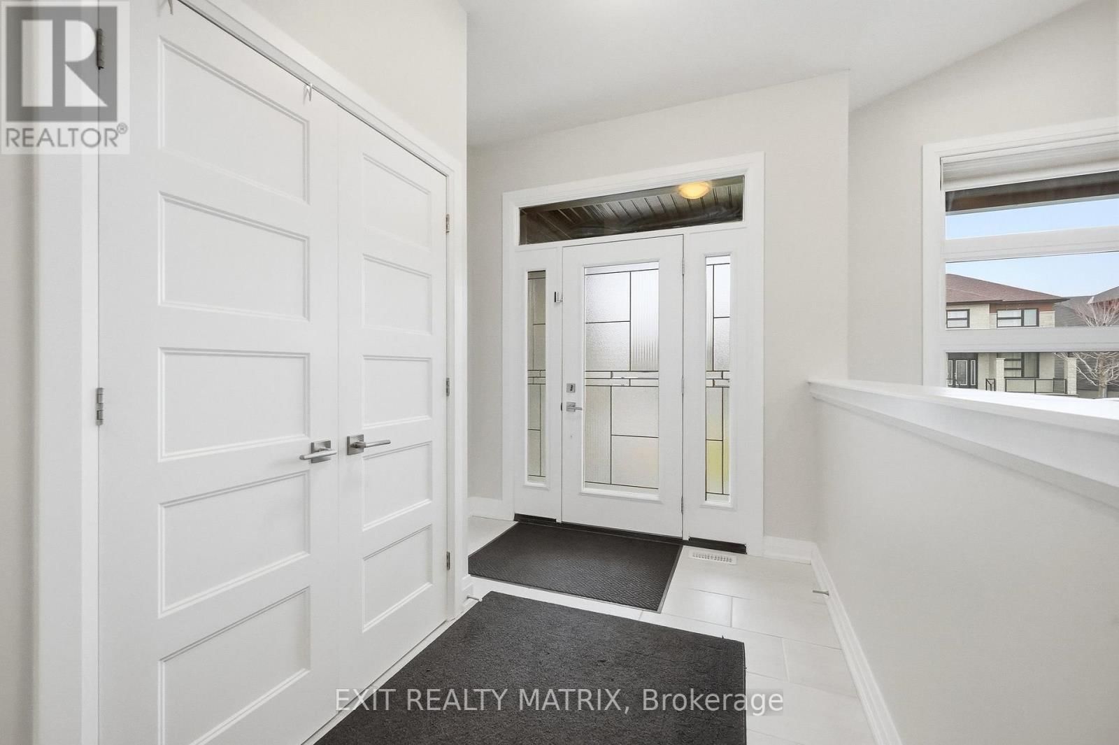 397 COLMAR STREET Image 4