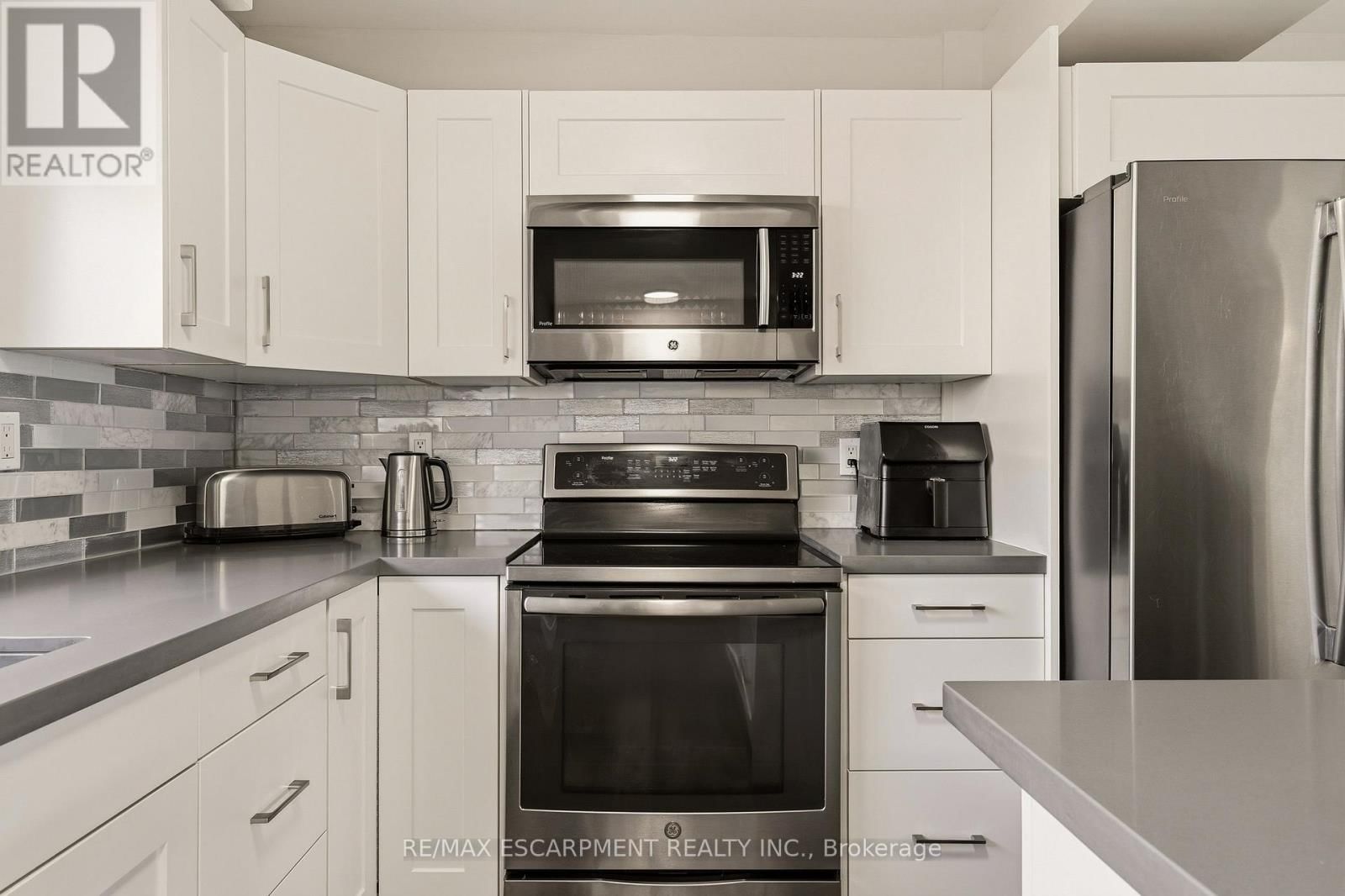 6 - 23 WATSONS LANE Image 11