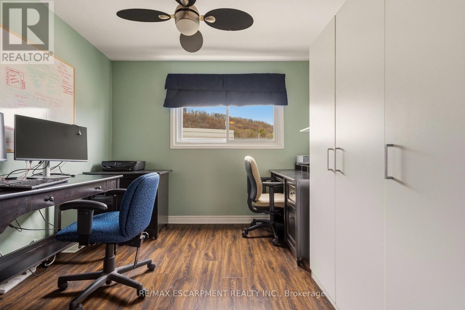 6 - 23 WATSONS LANE Image 23