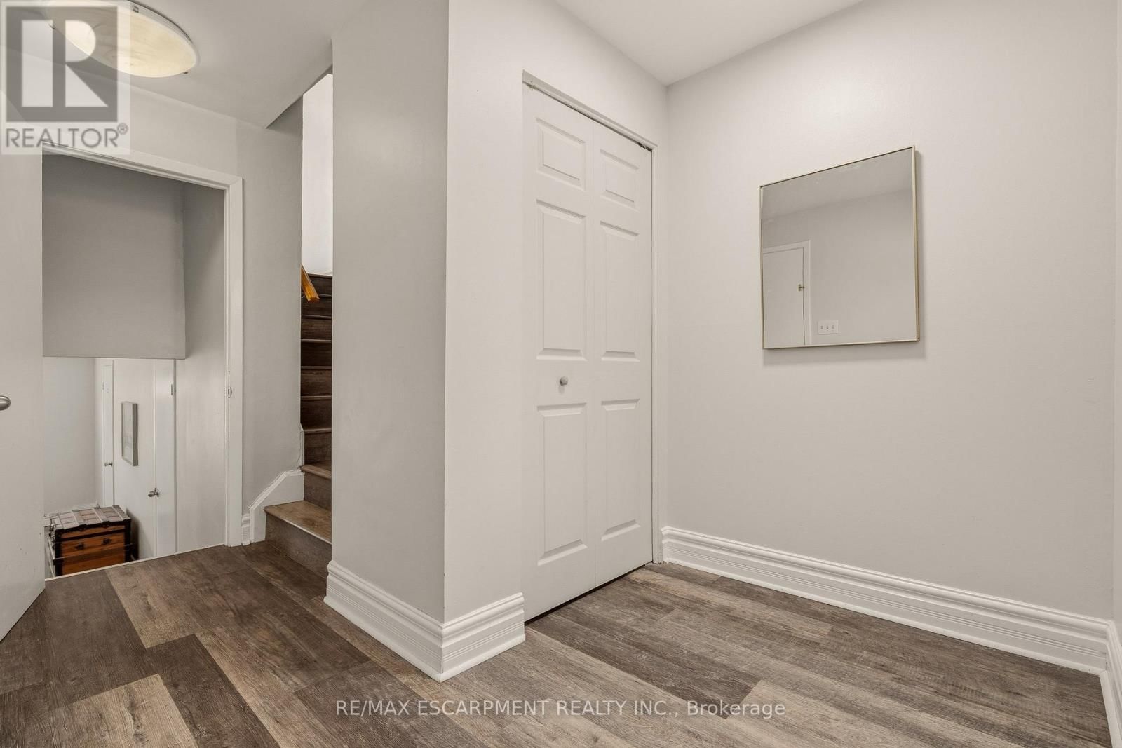 6 - 23 WATSONS LANE Image 3