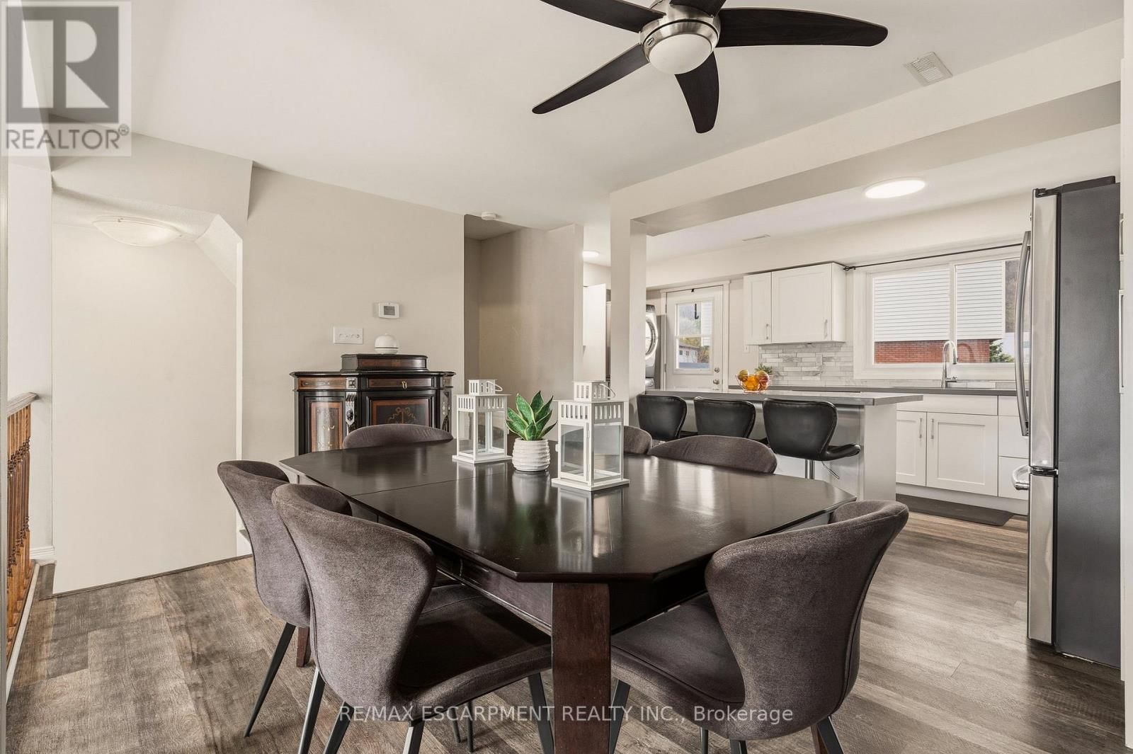 6 - 23 WATSONS LANE Image 8