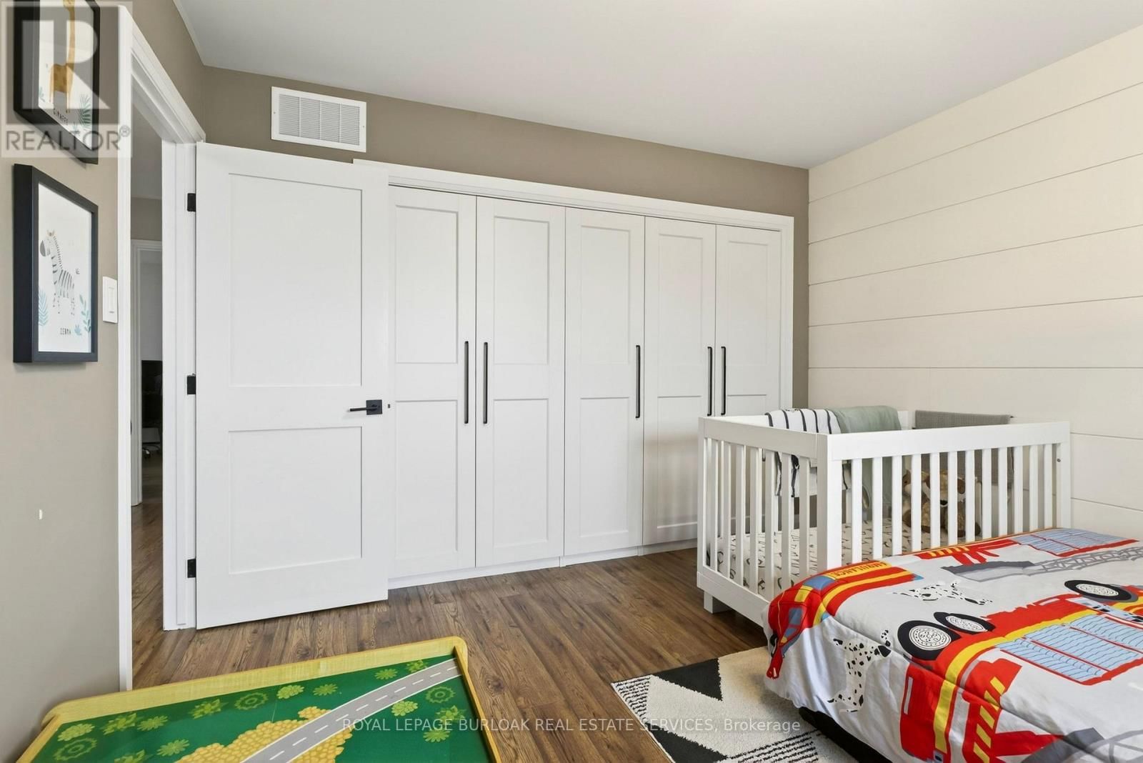 189 TEMPLEMEAD DRIVE Image 29