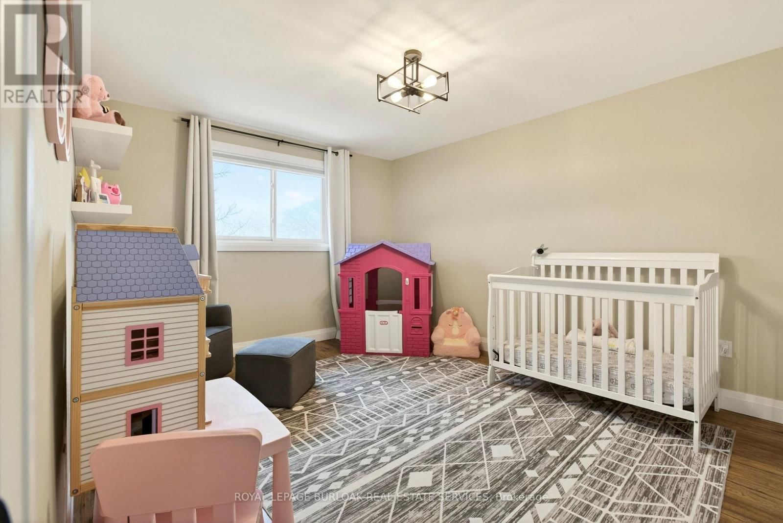 189 TEMPLEMEAD DRIVE Image 31