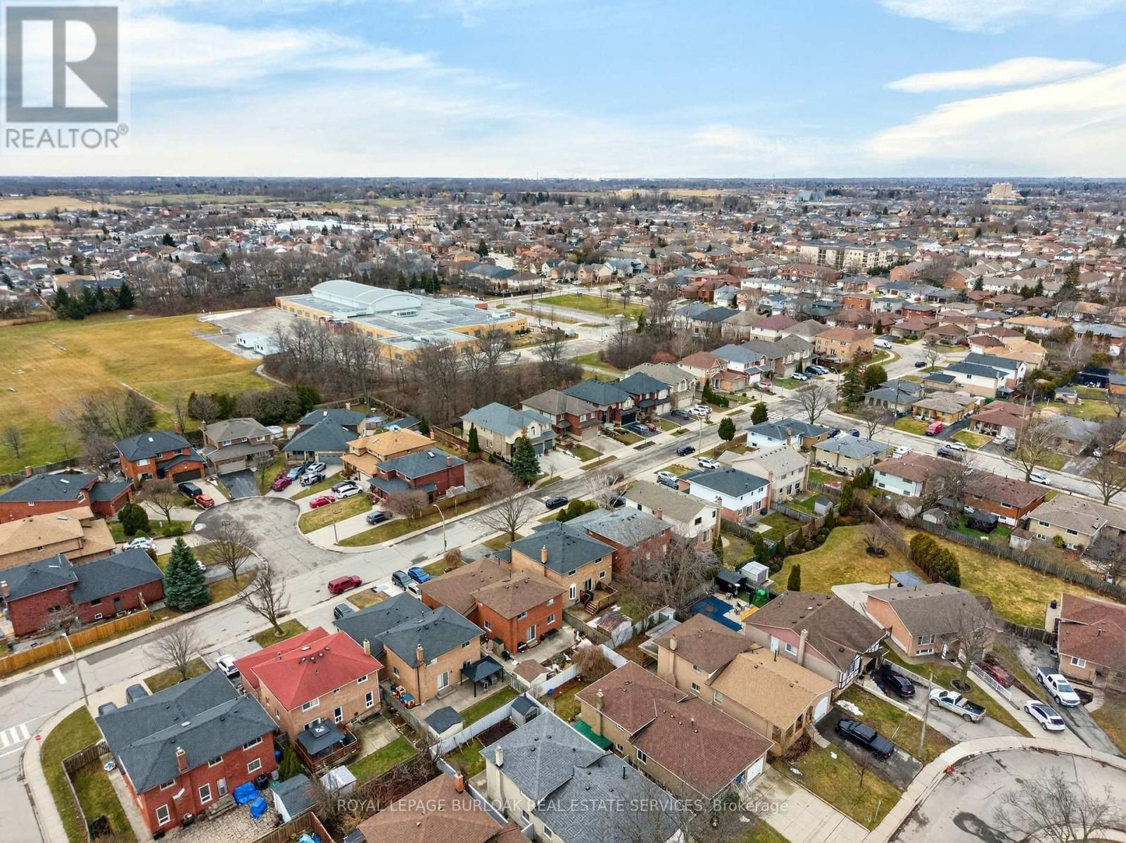 189 TEMPLEMEAD DRIVE Image 42