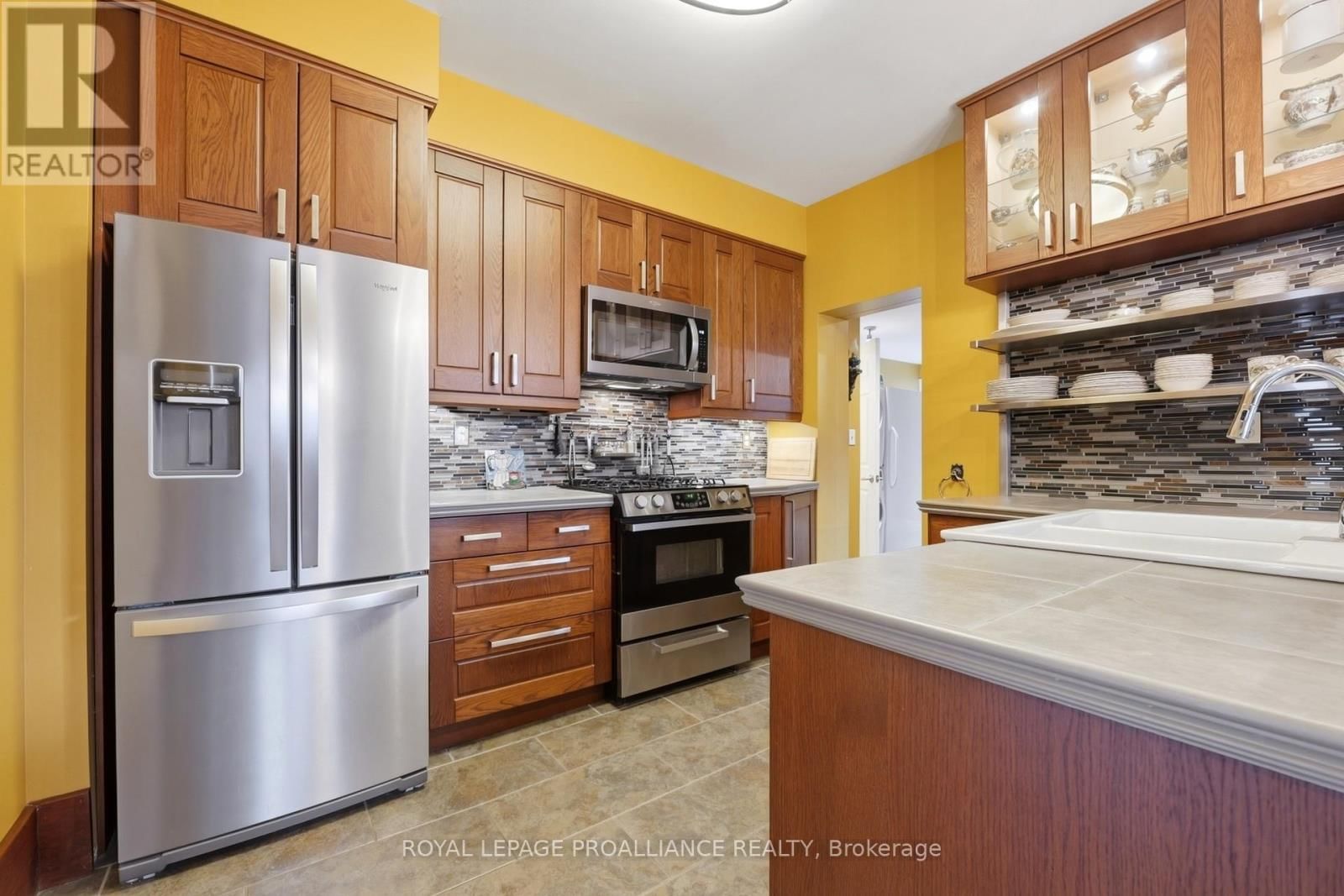 30 CATHARINE STREET Image 10