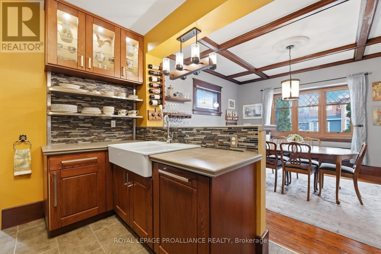 30 CATHARINE STREET Image 12