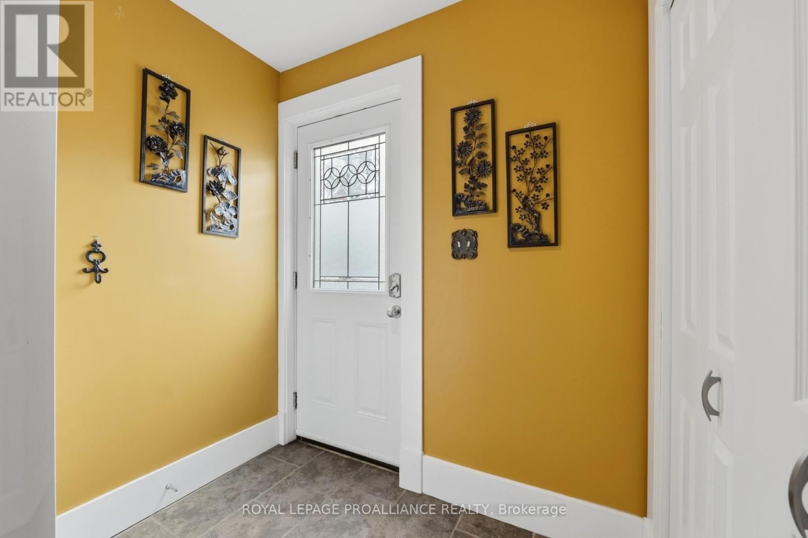 30 CATHARINE STREET Image 17