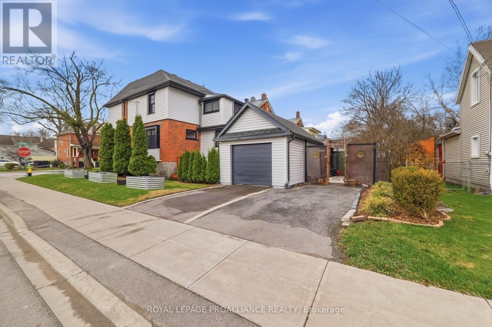 30 CATHARINE STREET Image 3