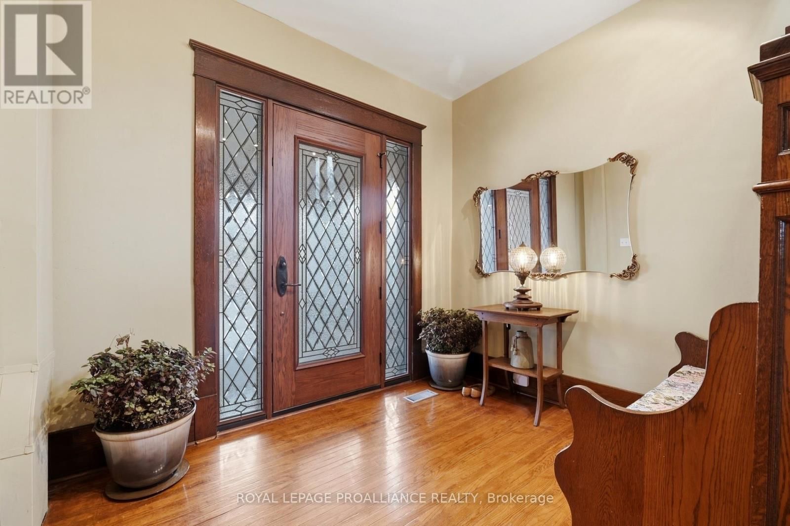 30 CATHARINE STREET Image 5