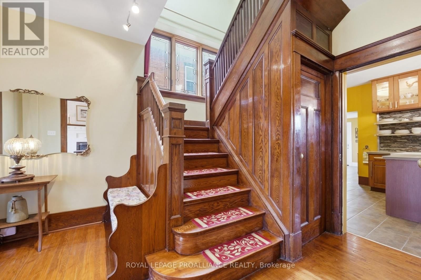 30 CATHARINE STREET Image 7