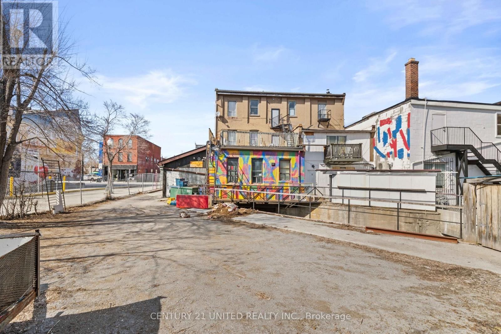 197 HUNTER STREET WEST Image 11