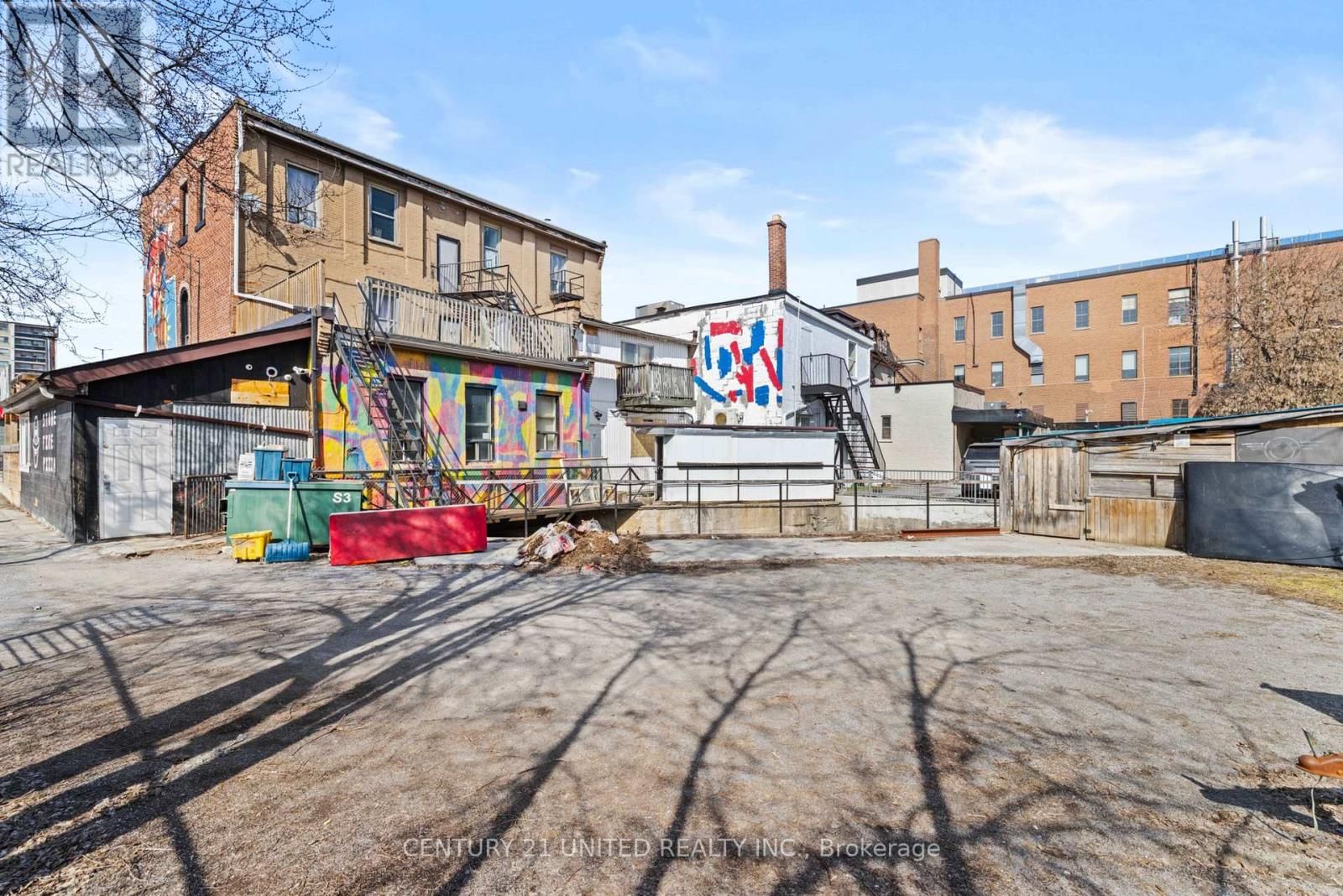 197 HUNTER STREET WEST Image 12