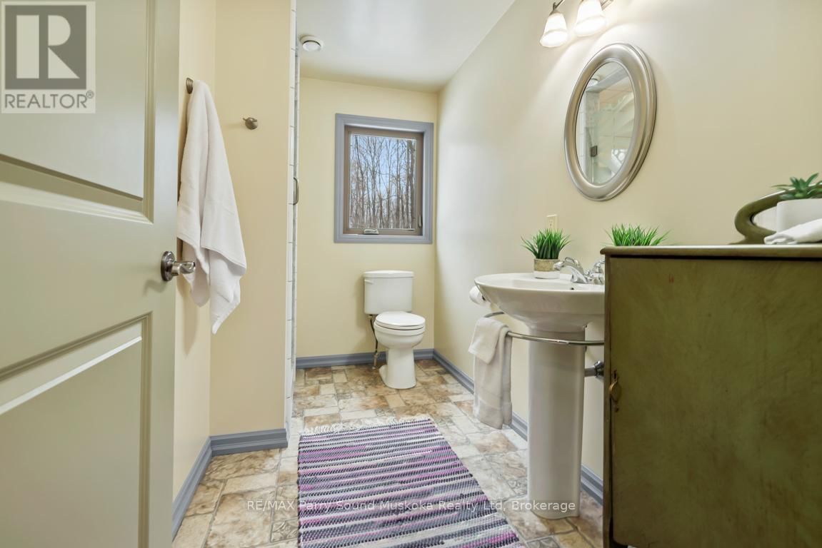 64 124 HIGHWAY Image 18