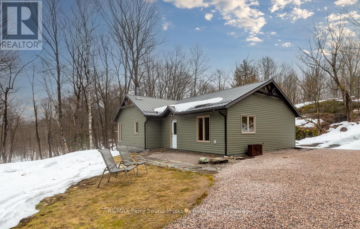 64 124 HIGHWAY Image 32