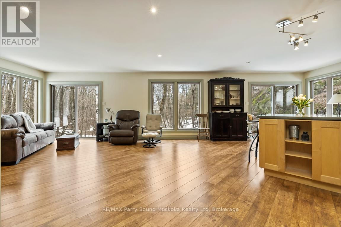 64 124 HIGHWAY Image 5