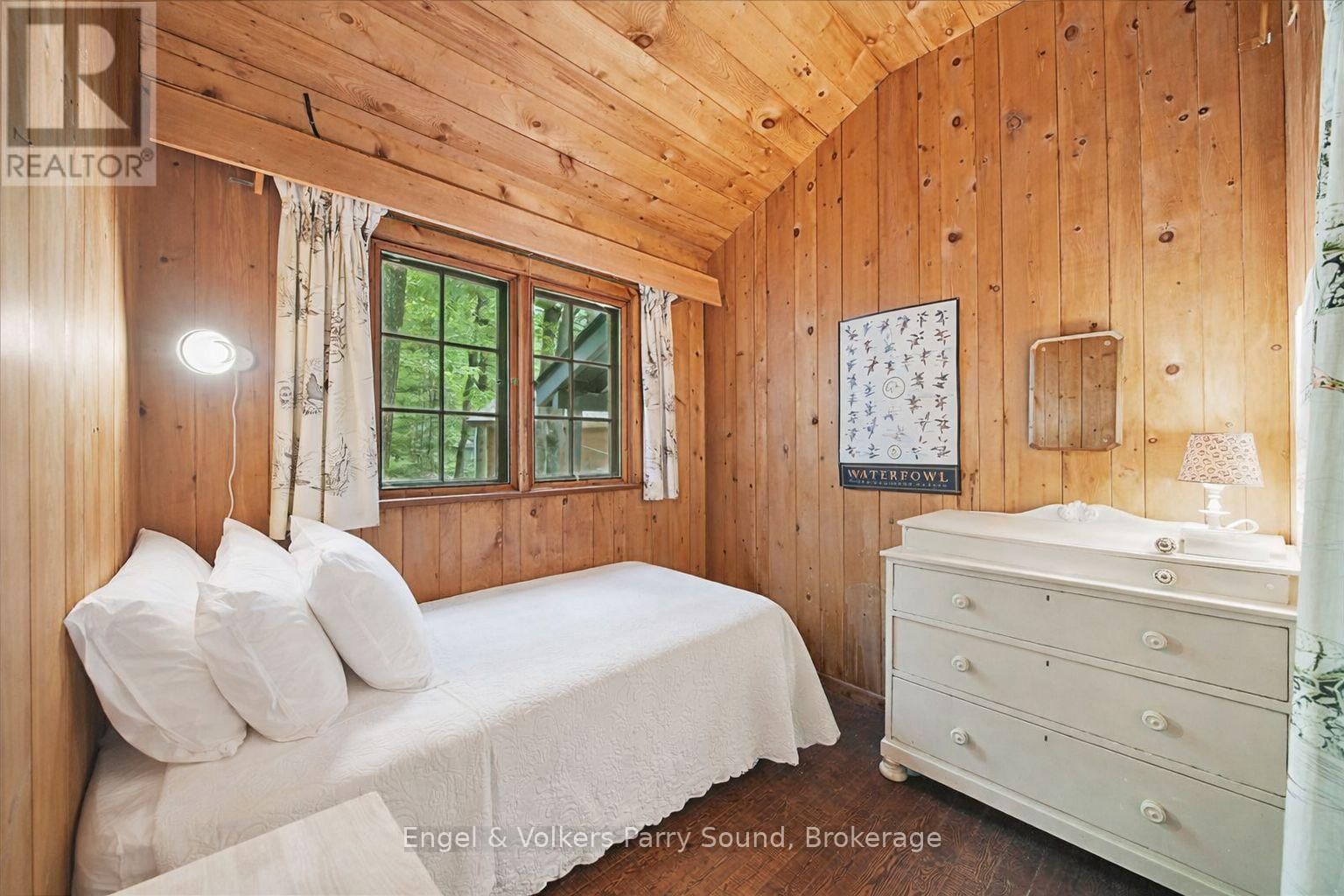 53 BIRDWOOD LANE Image 12