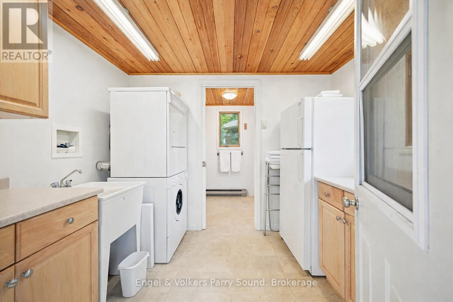 53 BIRDWOOD LANE Image 22