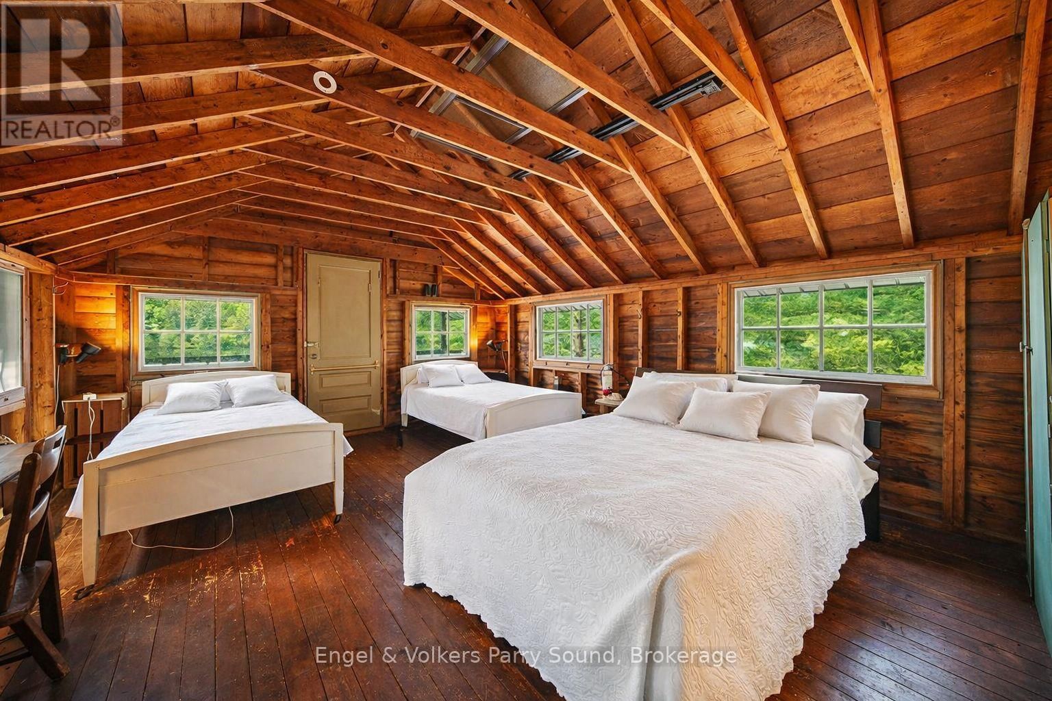 53 BIRDWOOD LANE Image 32