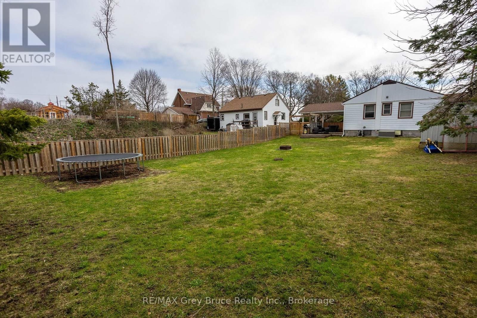 2120 4TH AVENUE WEST Image 13