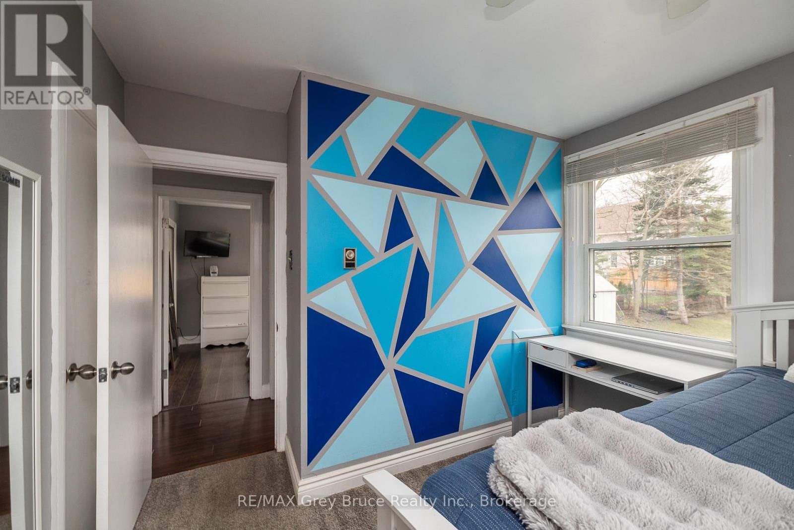 2120 4TH AVENUE WEST Image 33