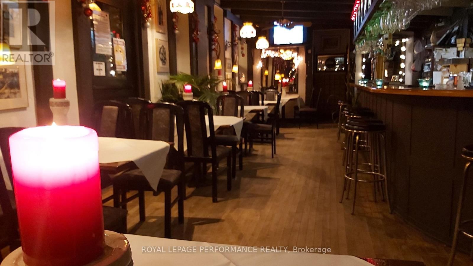 314/316 RAGLAN STREET SOUTH Image 12