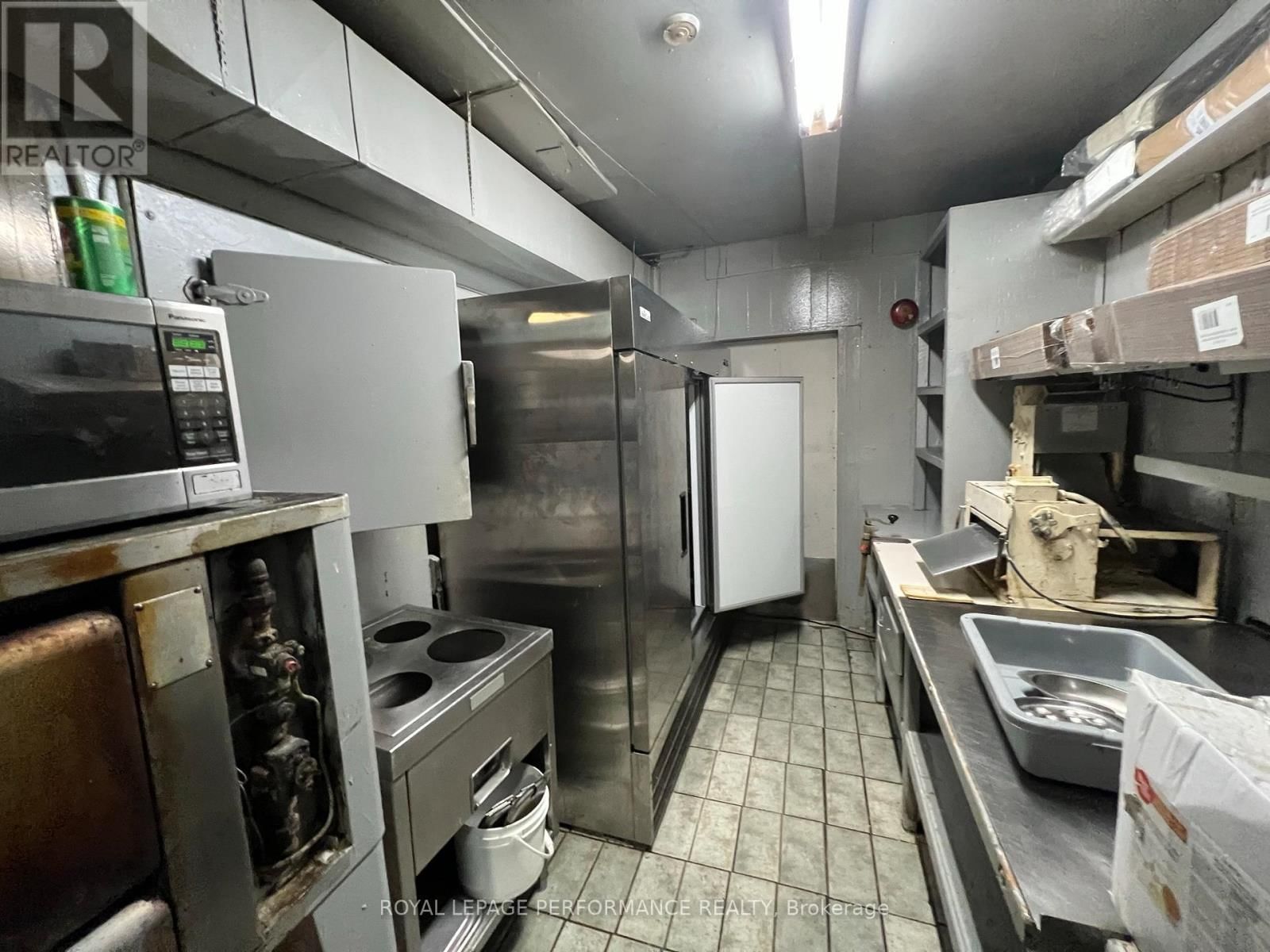 314/316 RAGLAN STREET SOUTH Image 28