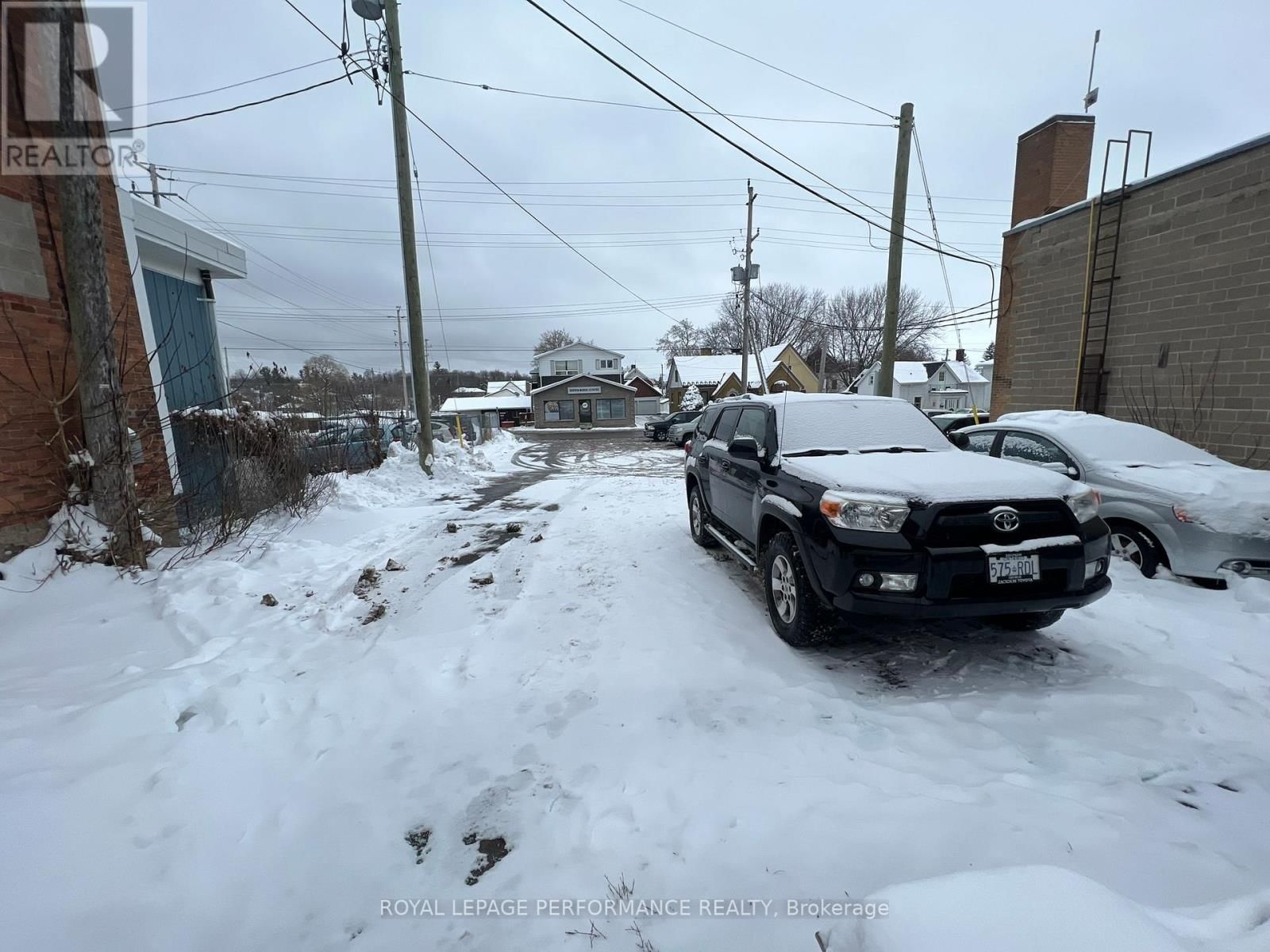 314/316 RAGLAN STREET SOUTH Image 34