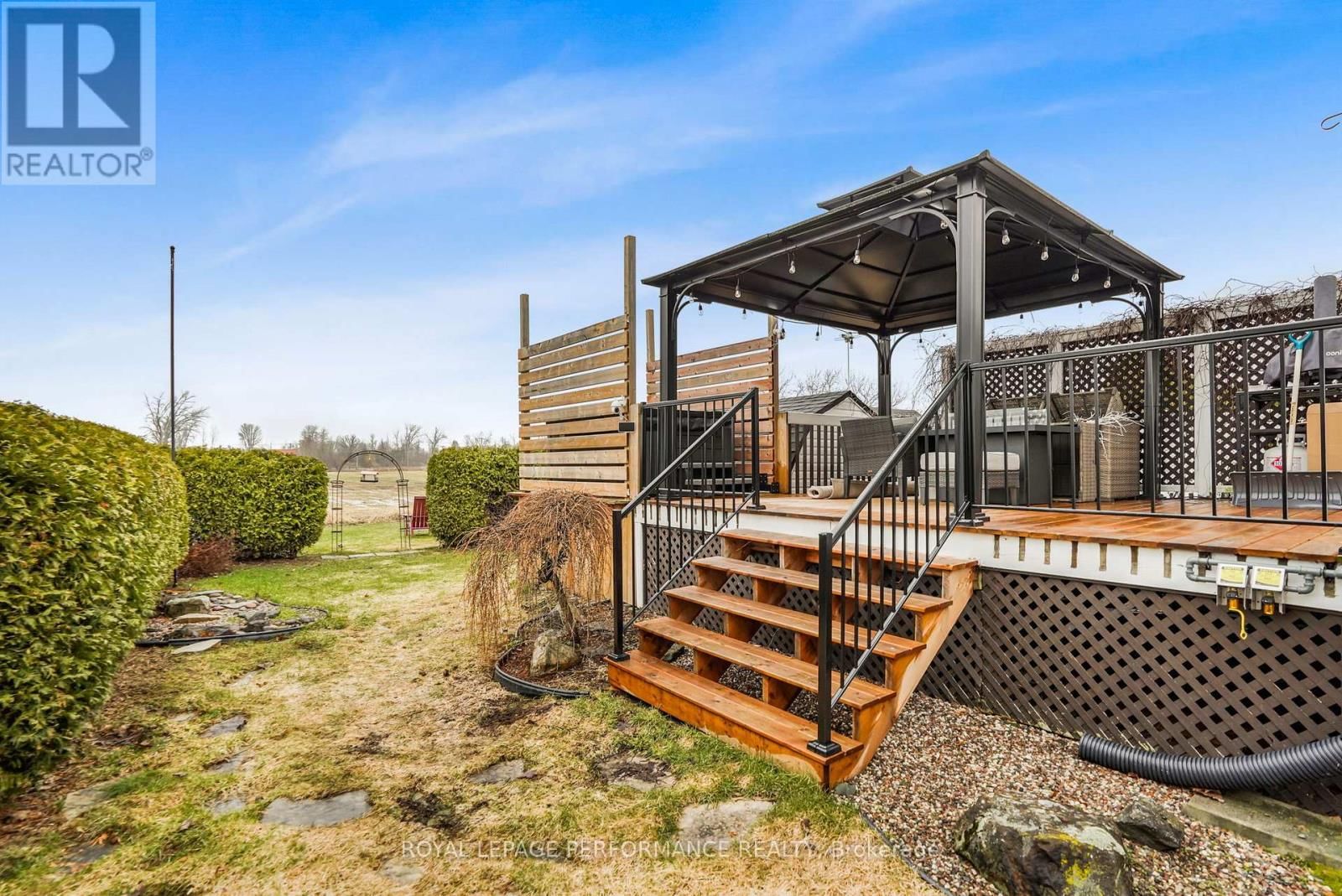 829 NELSON STREET WEST Image 28