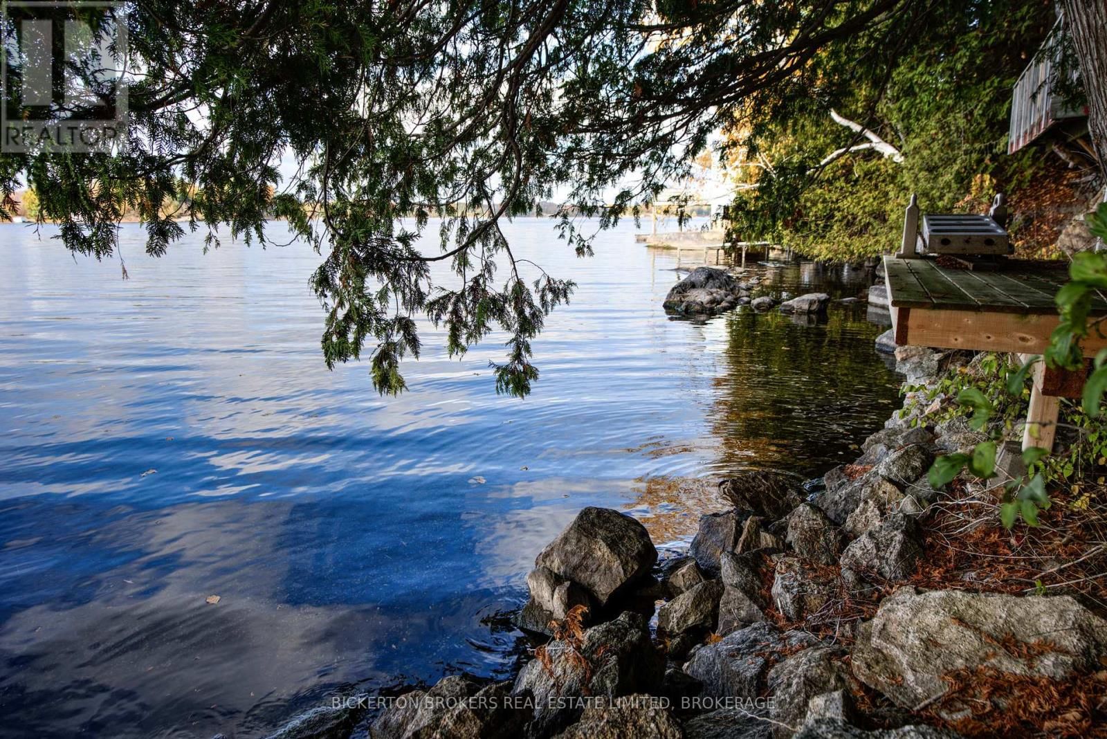 18 LAKE SHORE DRIVE Image 21