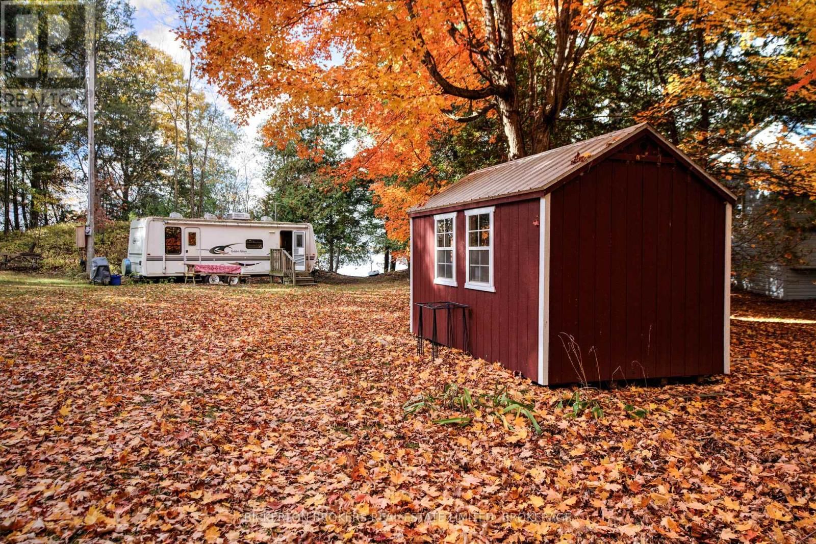 18 LAKE SHORE DRIVE Image 31