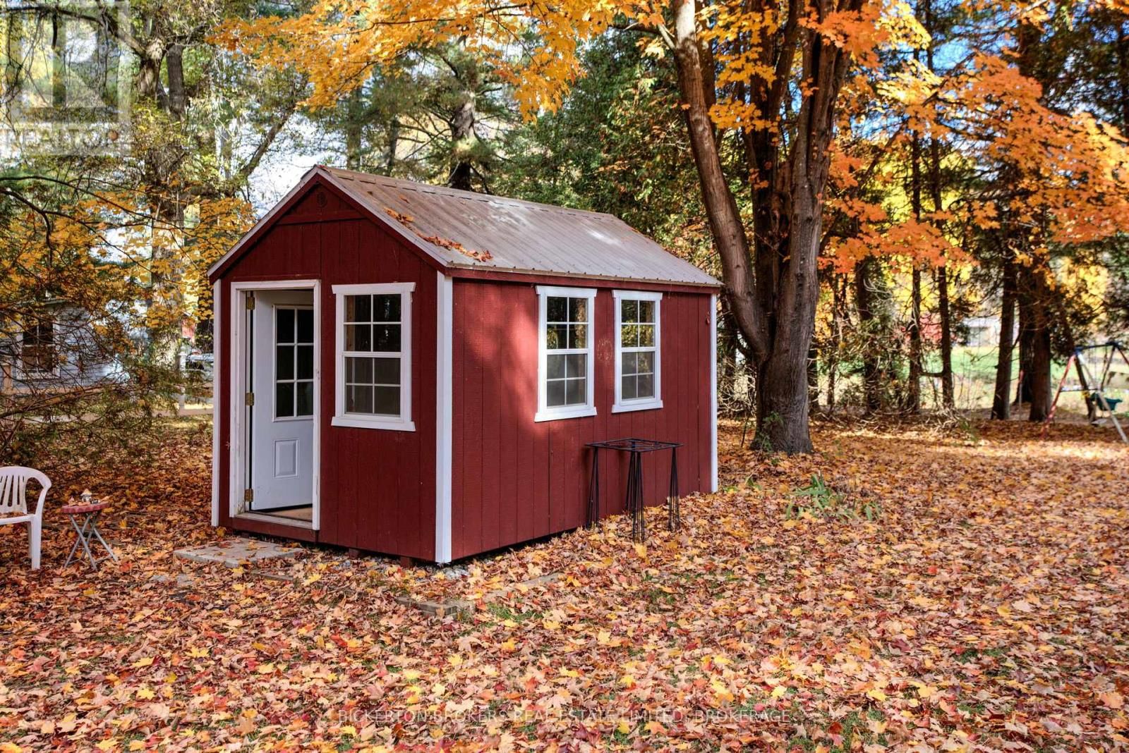 18 LAKE SHORE DRIVE Image 33