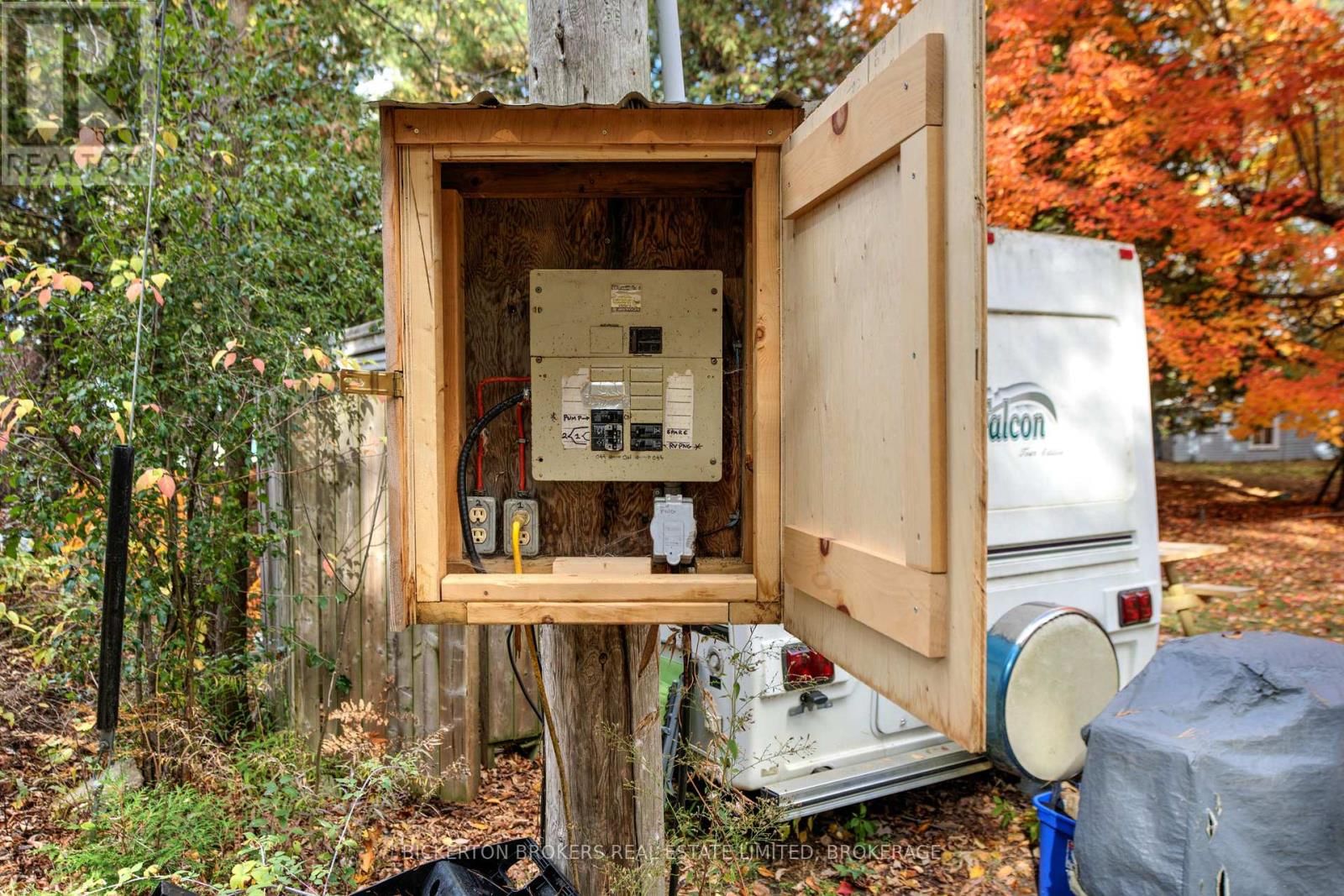 18 LAKE SHORE DRIVE Image 38