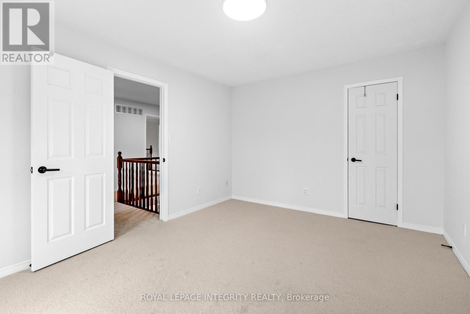 18 SHIPLEY CRESCENT Image 29