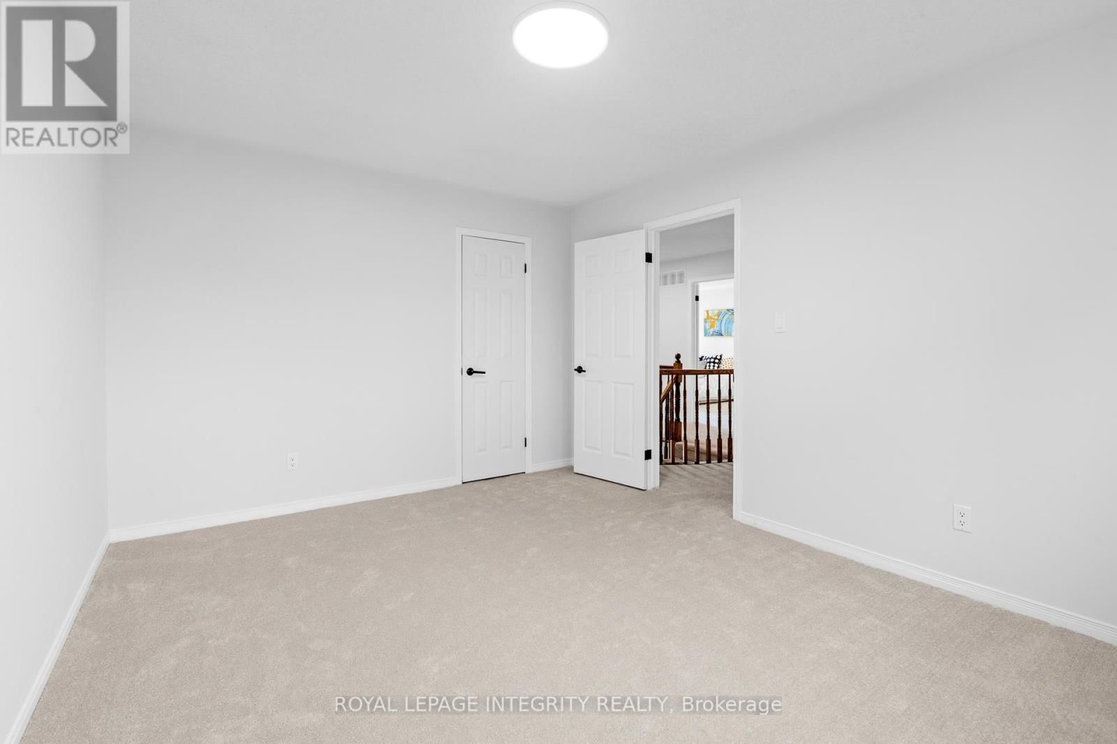 18 SHIPLEY CRESCENT Image 31