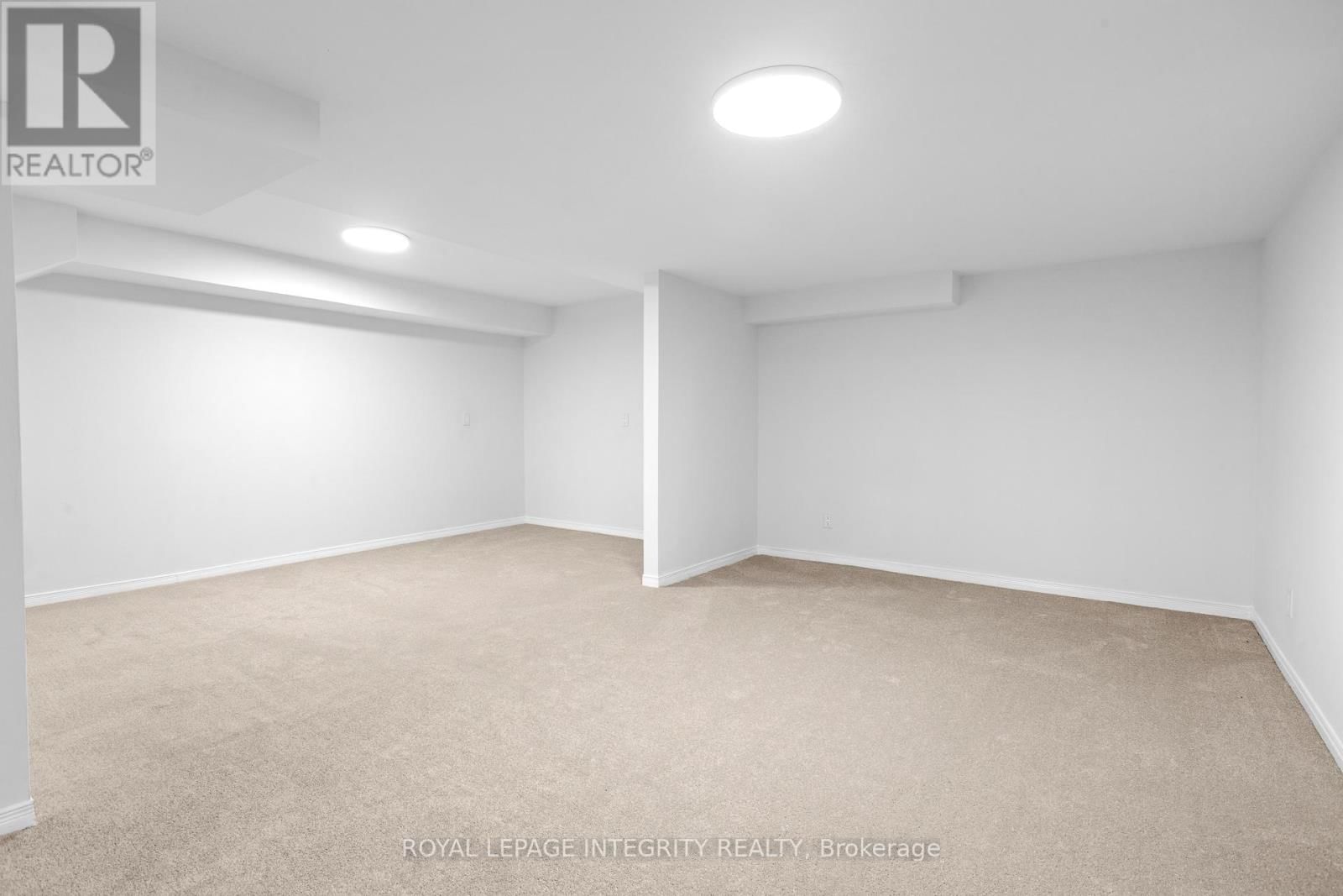 18 SHIPLEY CRESCENT Image 36