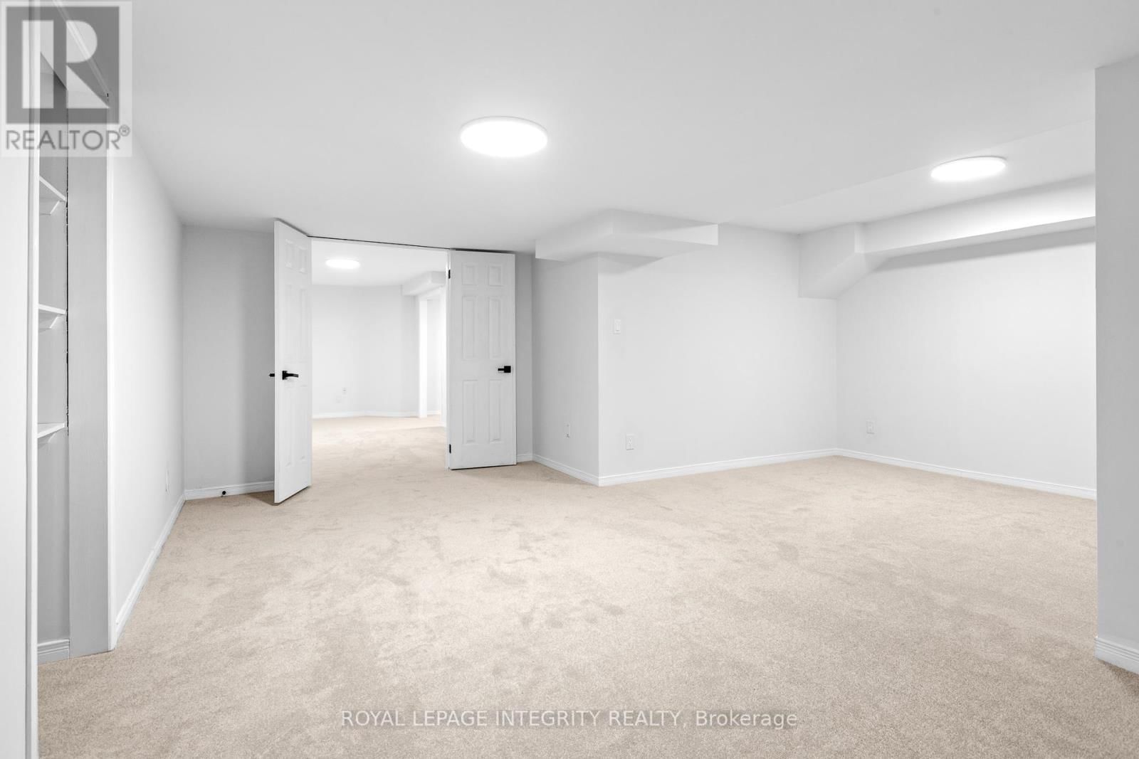 18 SHIPLEY CRESCENT Image 37