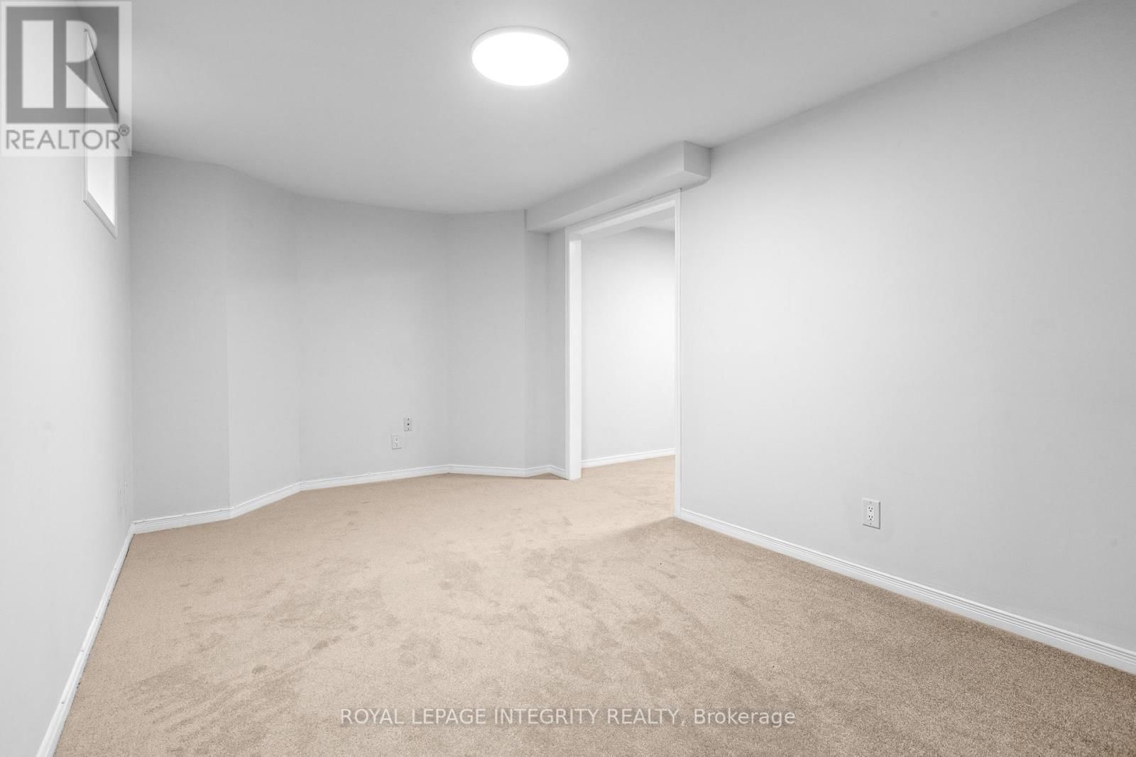 18 SHIPLEY CRESCENT Image 39