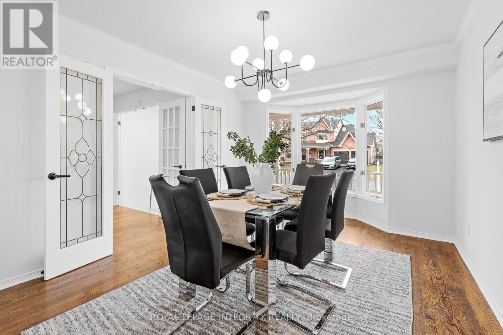 18 SHIPLEY CRESCENT Image 9