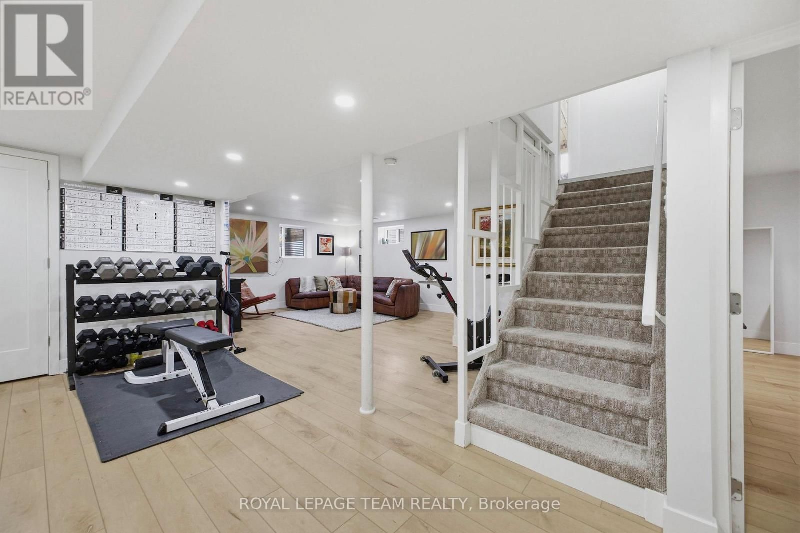 513 WINDERMERE AVENUE Image 21