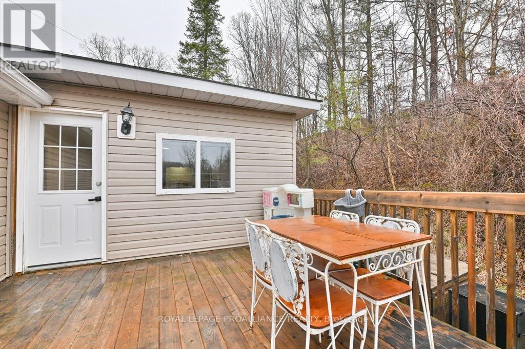 13 MCCAULEY ROAD Image 16