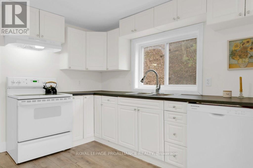 13 MCCAULEY ROAD Image 4