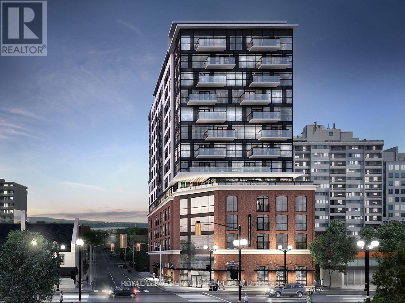 1306 - 206 KING STREET WEST Image 12