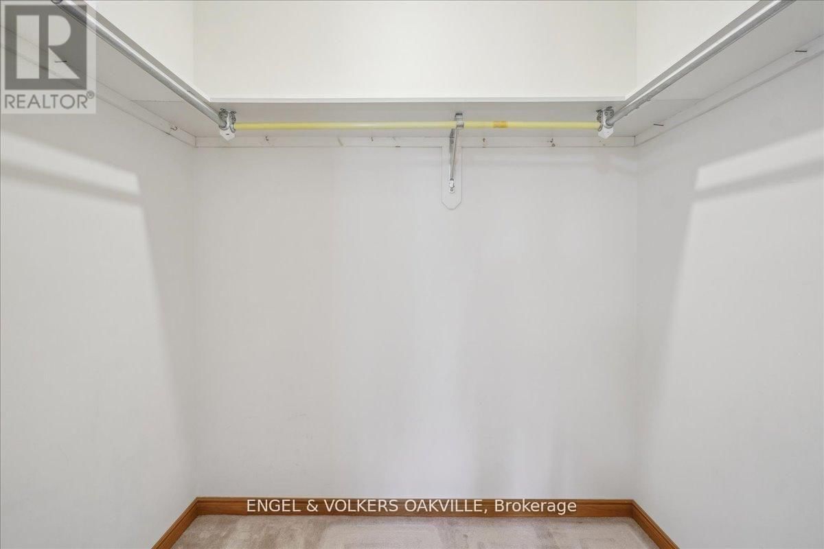 36 WHITE BARK WAY Image 20