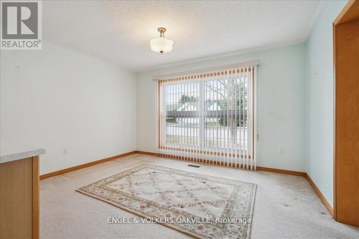 36 WHITE BARK WAY Image 31